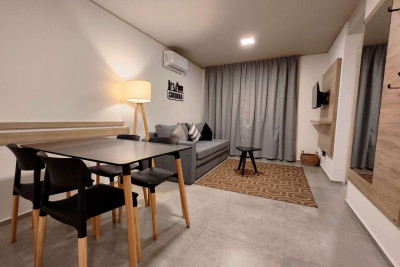 Velez Sarsfield 730  ( 1 Dormitorio / Cochera Opcional / Piscina )